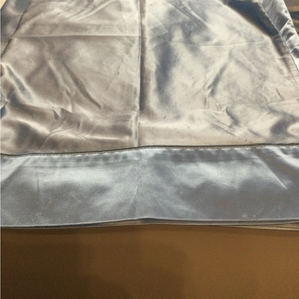 Polyester pillowcases - Picture 3 of 3